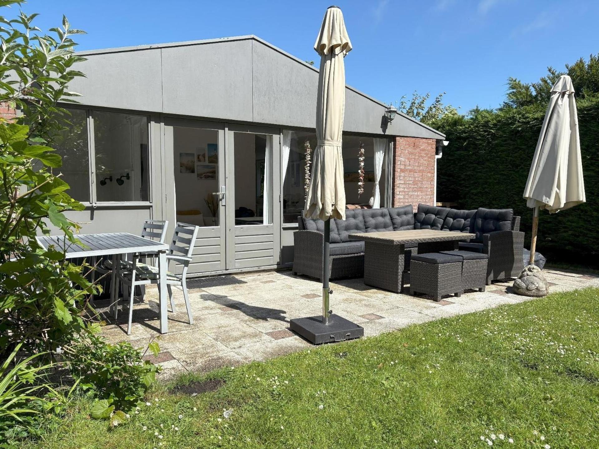 Gemuetliches, Helles Ferienhaus Mit Privatem Garten In Gepflegtem Ferienpark Warmenhuizen Luaran gambar