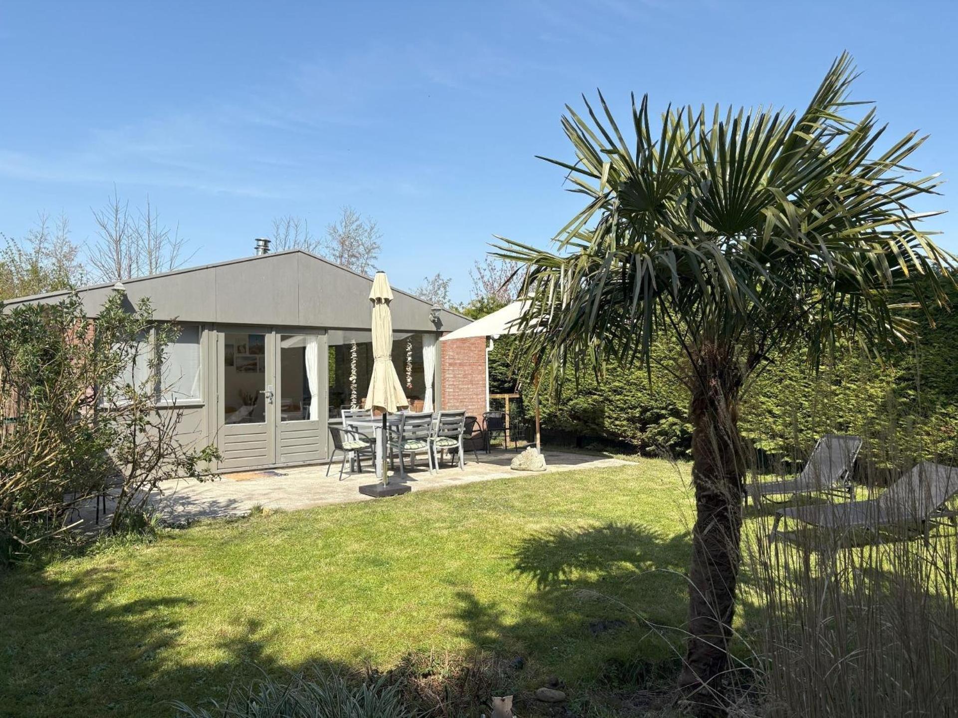 Gemuetliches, Helles Ferienhaus Mit Privatem Garten In Gepflegtem Ferienpark Warmenhuizen Luaran gambar